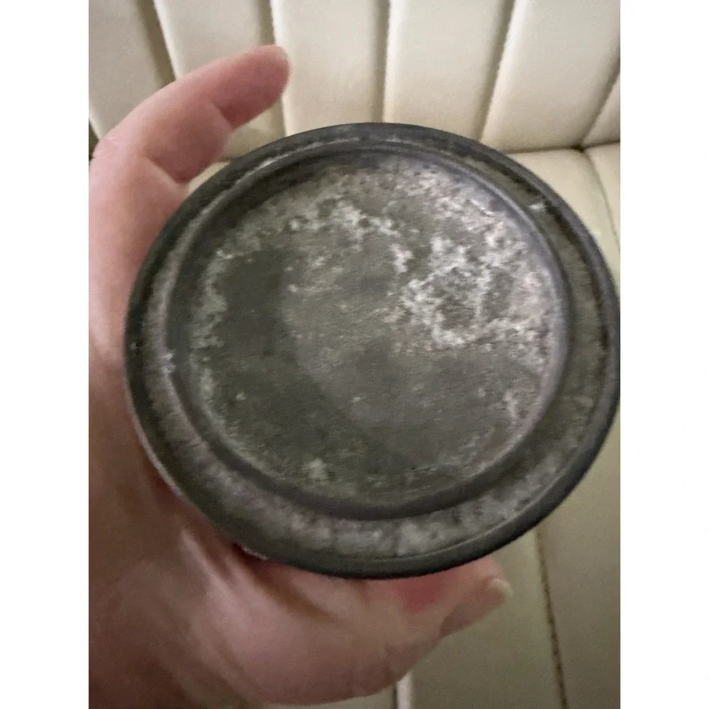 Vintage Mid Century Quick-Clean Carpet Cleaner 1/2 Full Metal Can 50s Rusted USA